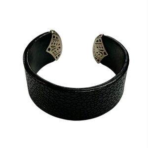 Elegant Black Textured Cuff Bracelet 925